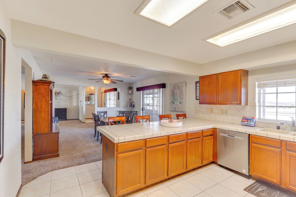 3 Mi to Water: Lake Havasu City Family Home!