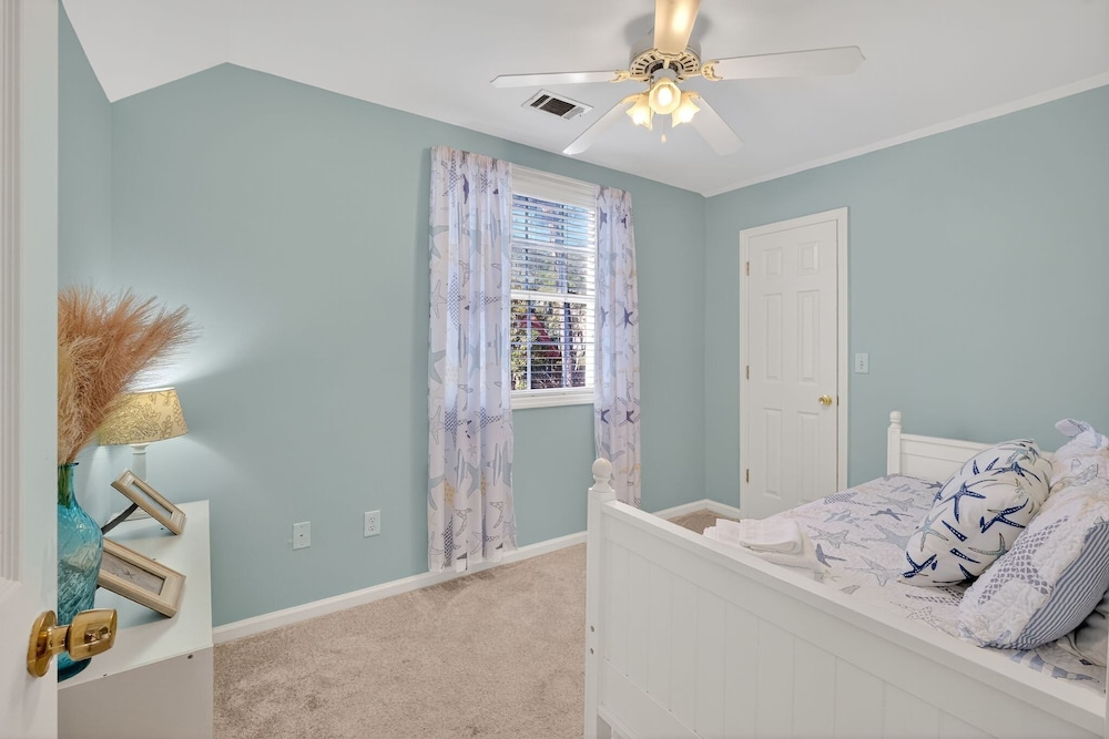 Sandy Toes Hideaway 3 Bedroom Home