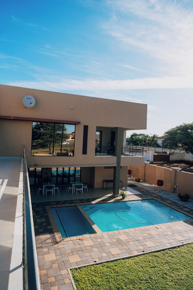 Escapade Lux Guesthouse