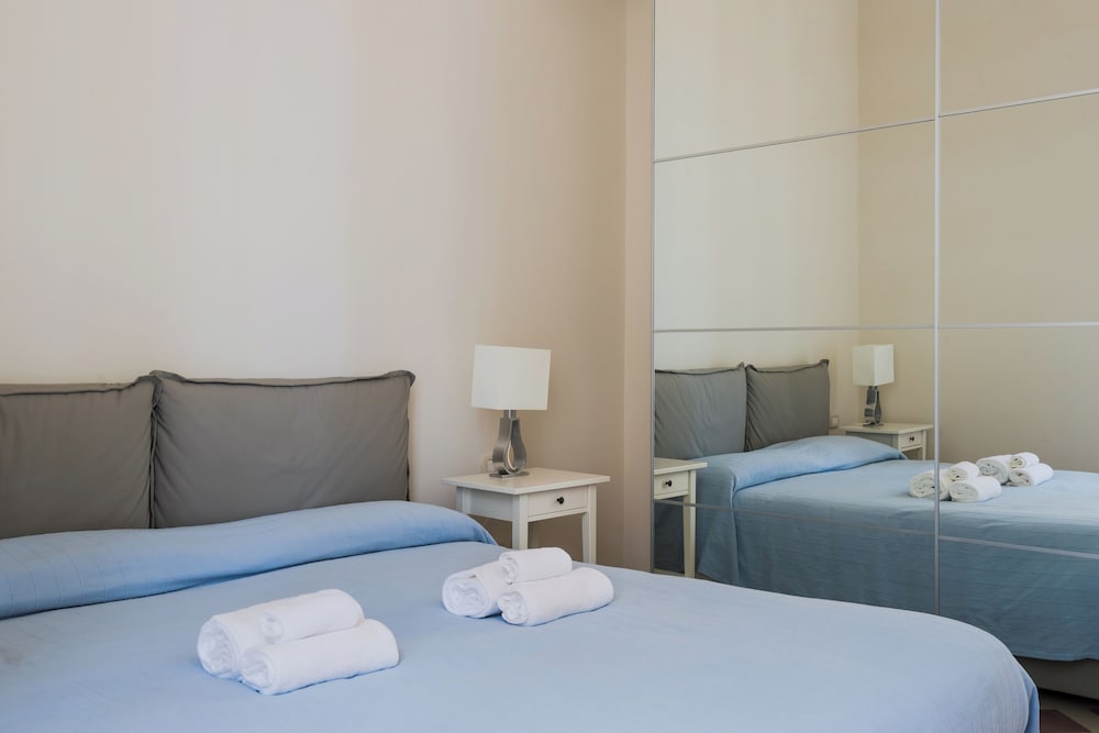Darsena Apartments by Wonderful Italy
