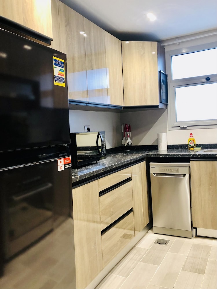 Vesta - Luxury Apt - 3BR - CFC X view 4