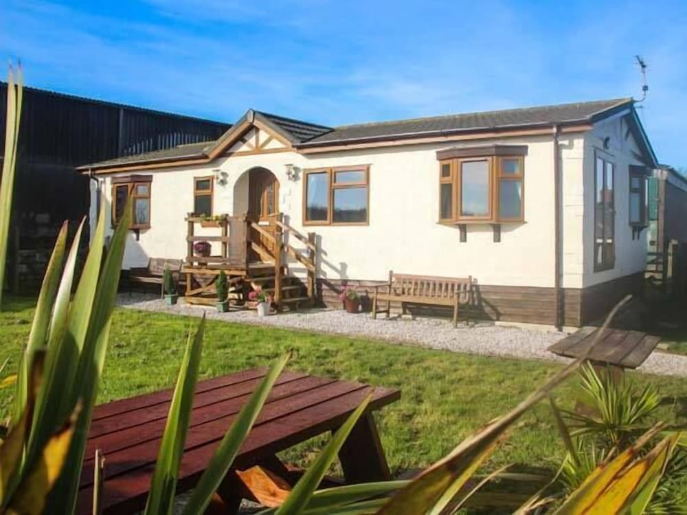 Bideford Vacations - The Dovecote - Property Image 1