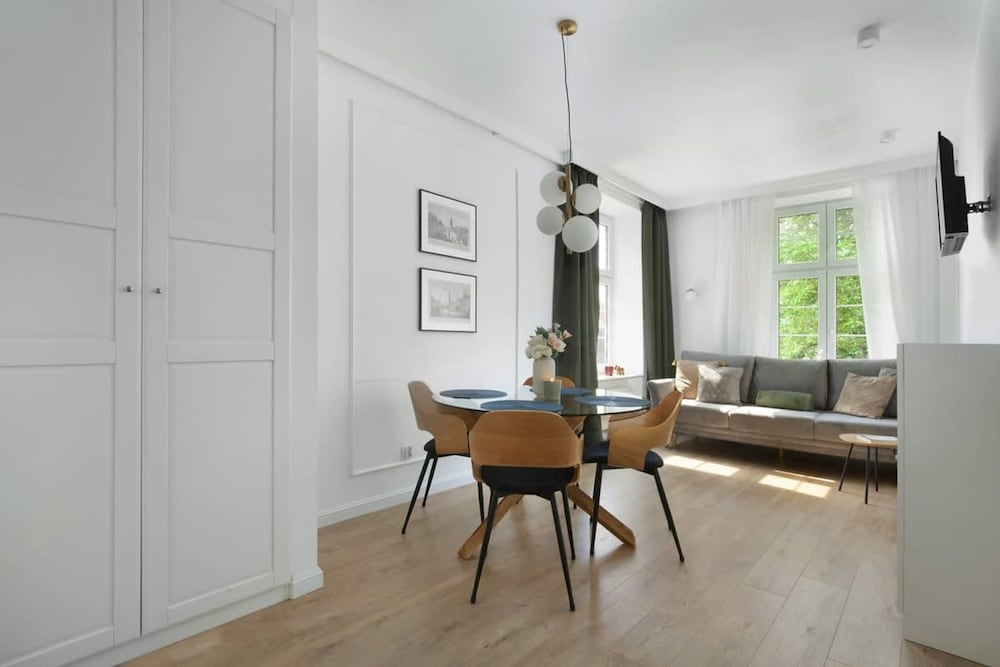 Elite Apartments Ogarna Luxe Designer Decor OLD Town view 4