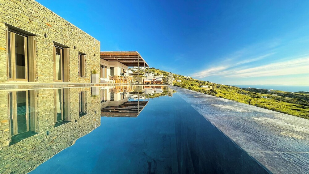 Mythic Villa