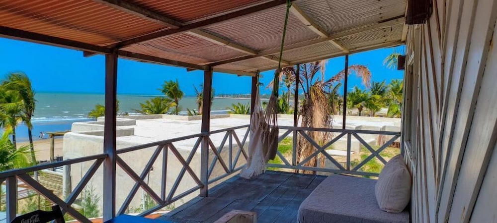 CASA JANJÃO POUSADA & BEACH CLUB