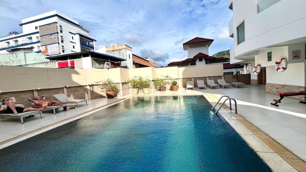 Heritage - Modern Studio Shared Pool, City Centre
