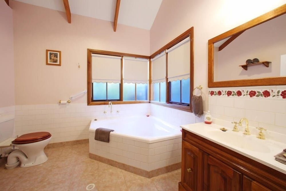 Glenview Retreat Luxury Bed & Breakfast