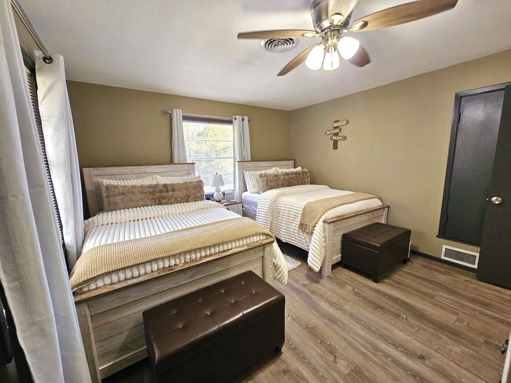 Belton Lakehouse