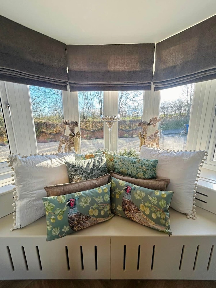 Luxury Langtoft Stud - Sleeps 10