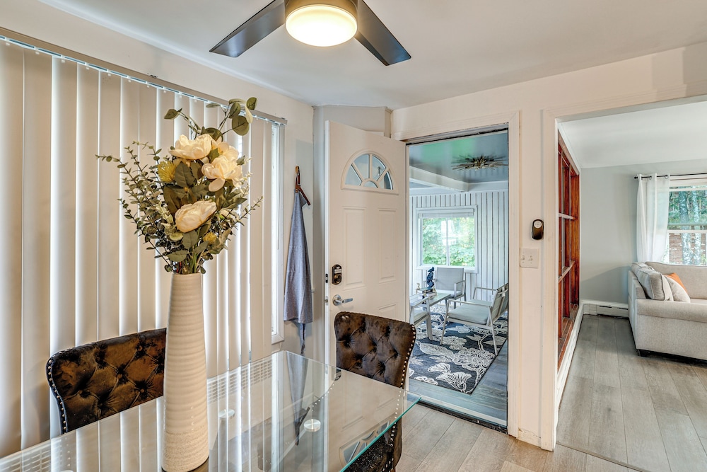 2 Mi to Town: Home w/ Patio & Yard in Waterbury!