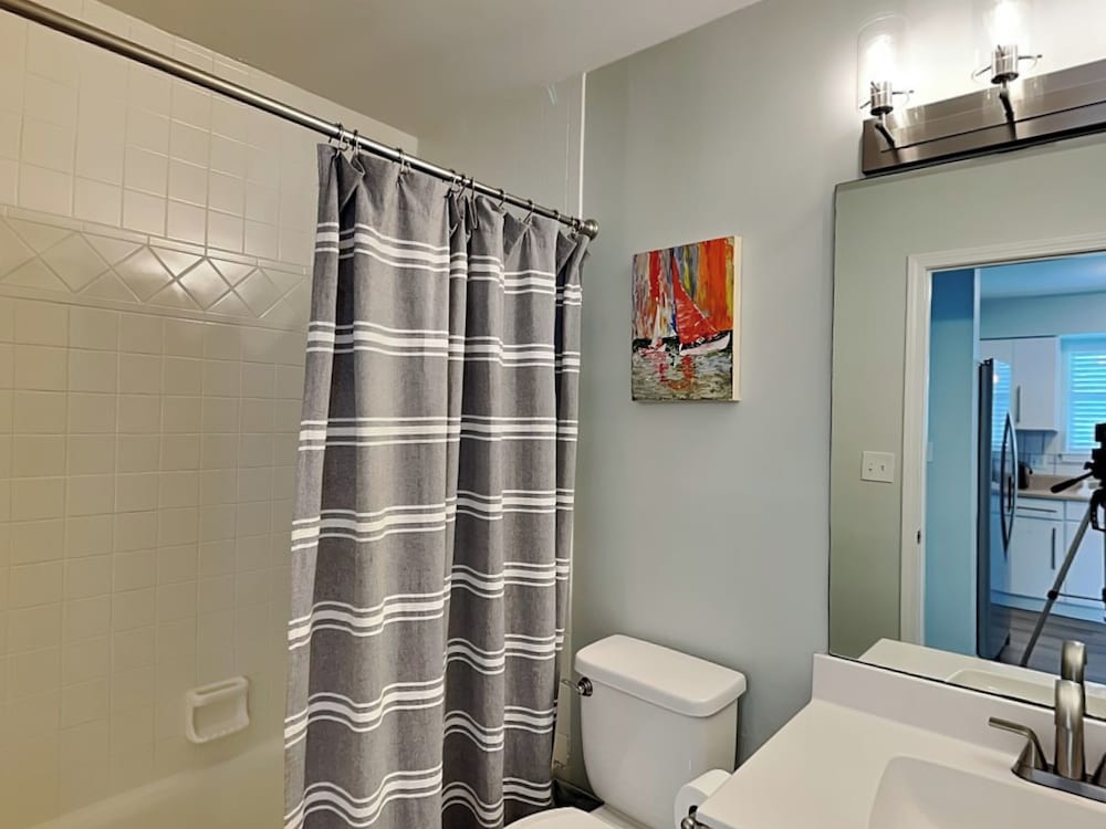 Serenity Cottage by Southern Vacation Rentals