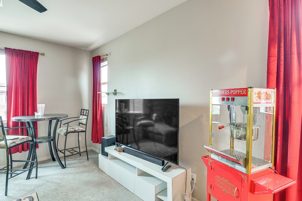 11 Mi to the Strip: Quiet Home in North Las Vegas