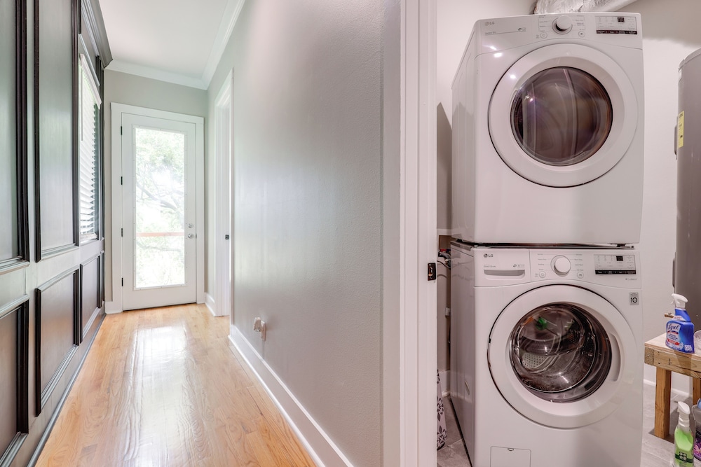 2 Mi to Dtwn San Marcos: Spacious Home w/ Yard!