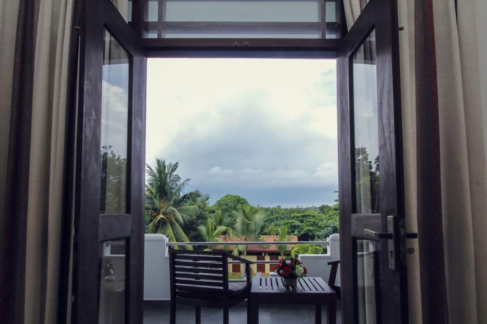 Rockery Villa