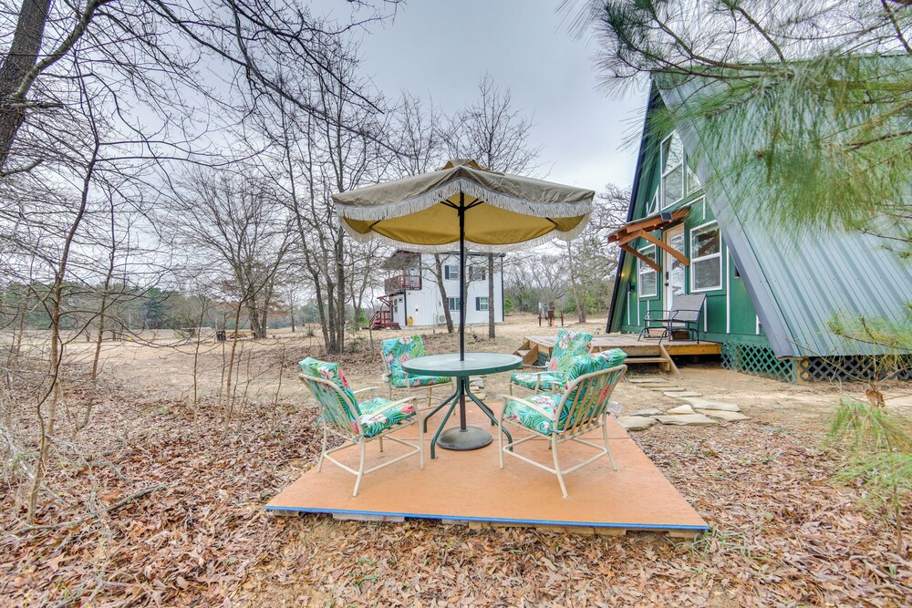 7 Mi to Tyler State Park: 'a-game' Cabin