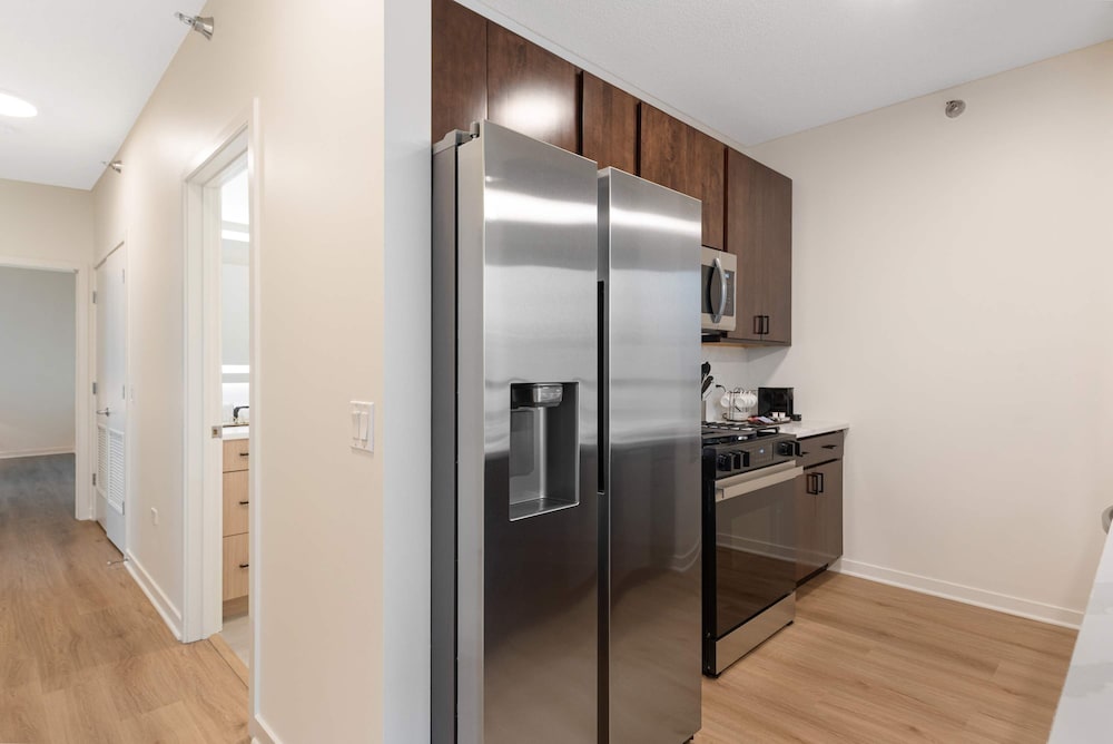 Fulton Group Stay 2 Apartments Skyline Views