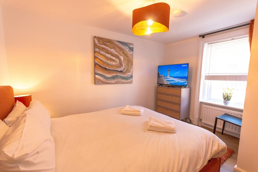 Dreamland Cottage Margate by Adliv