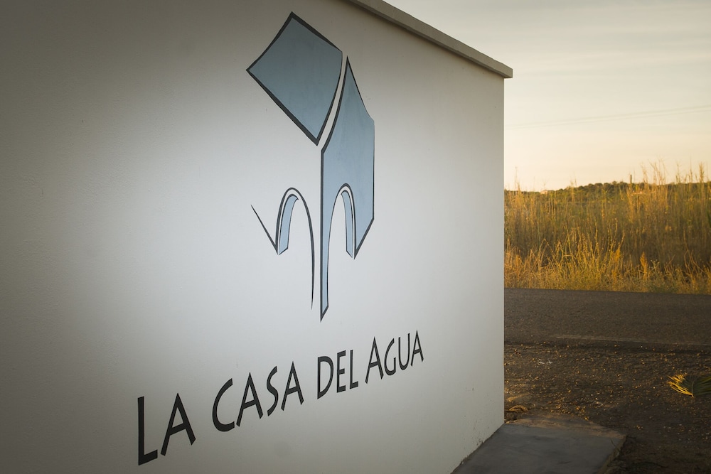 La Casa del Agua view 2