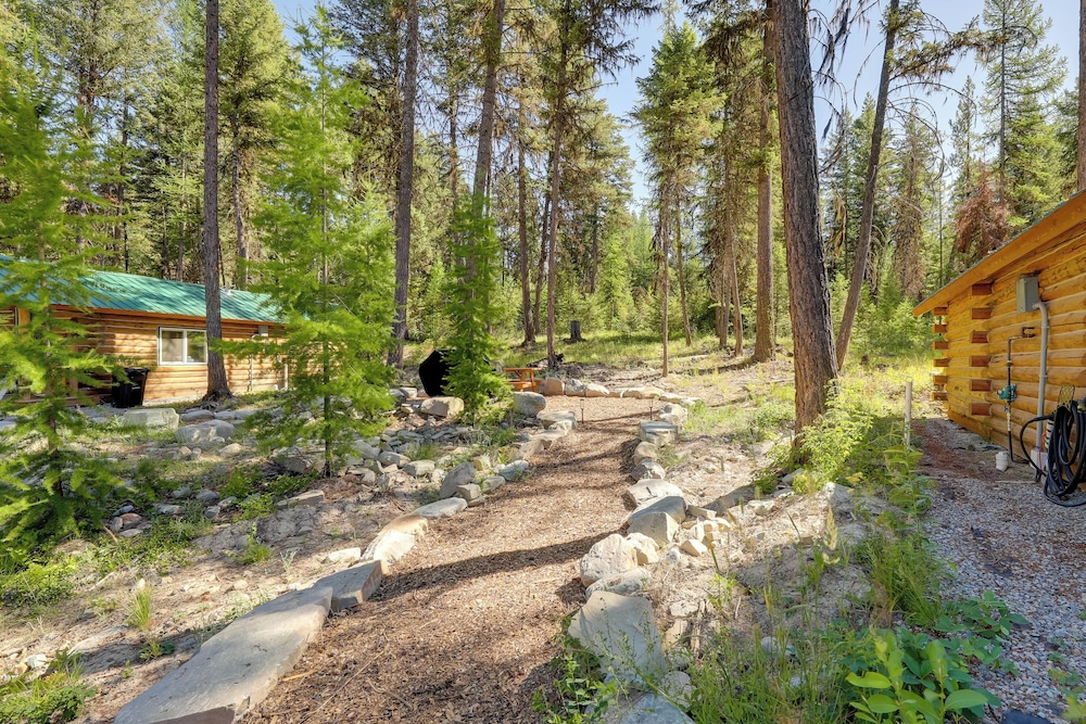 Mcgregor Lake Access: Cabin in Wooded Wilderness