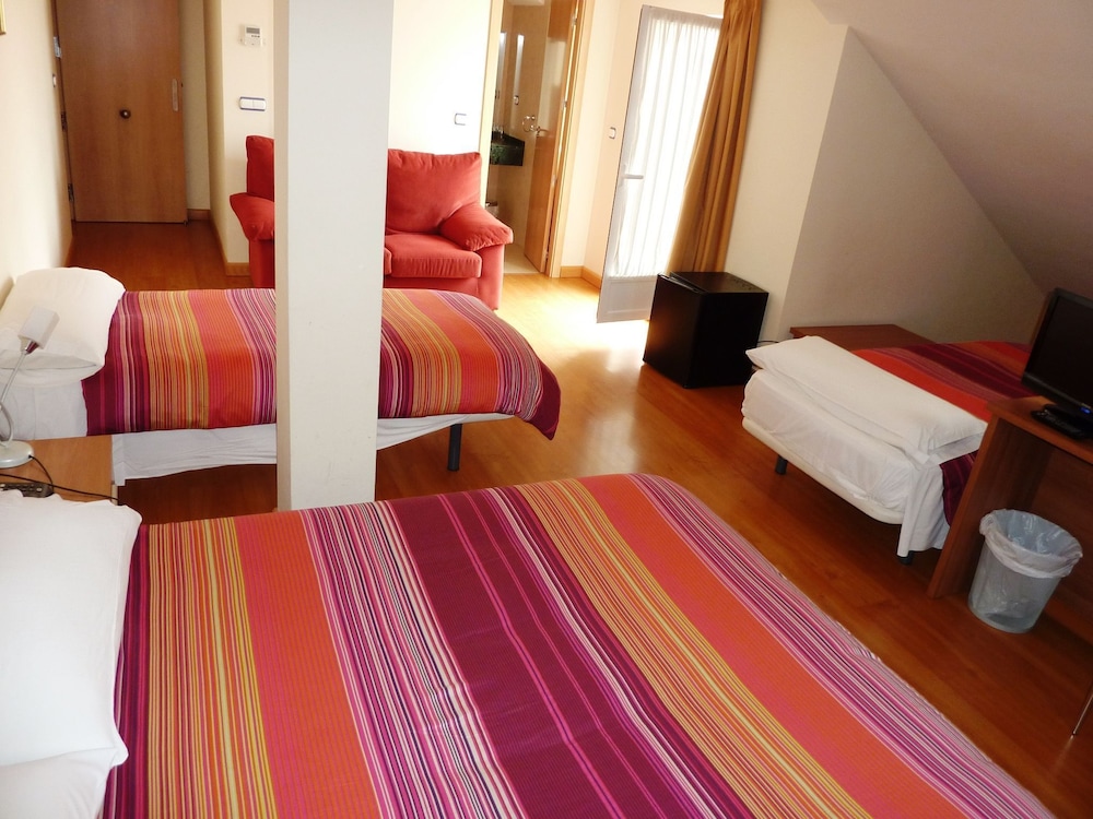 Hostal La Morada view 3
