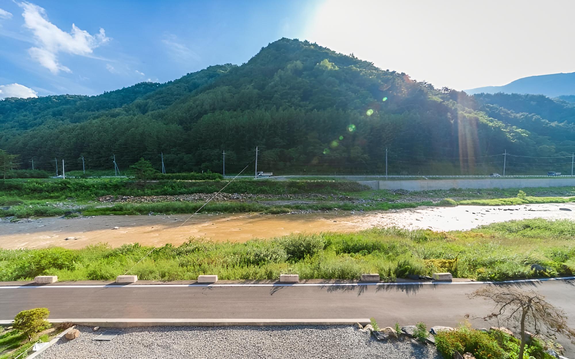 Jeongsen Eoulim Pension view 2