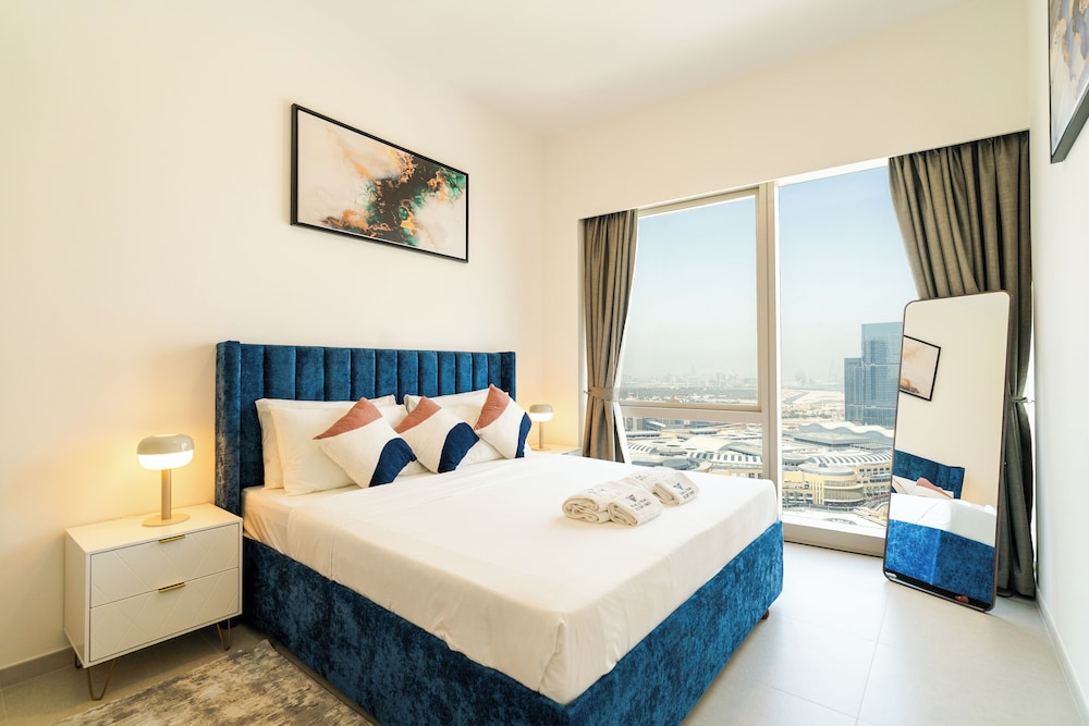 NYE Burj Khalifa & Fountain View Celebration Stay