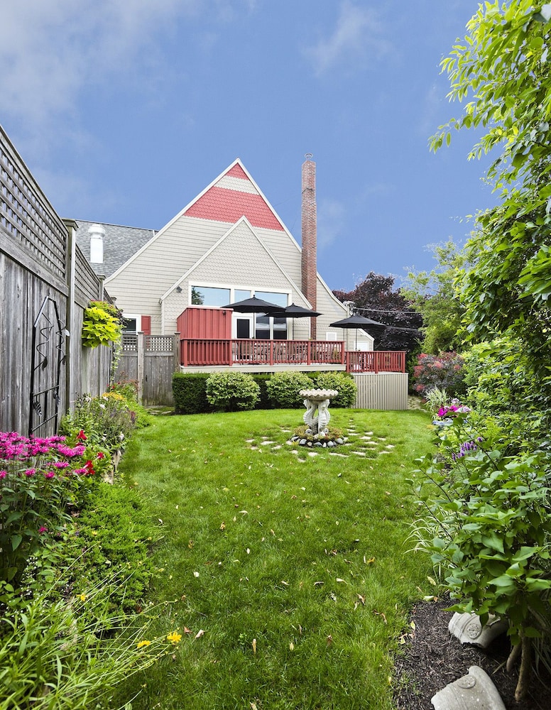 Haven By The Sea B&B Inn