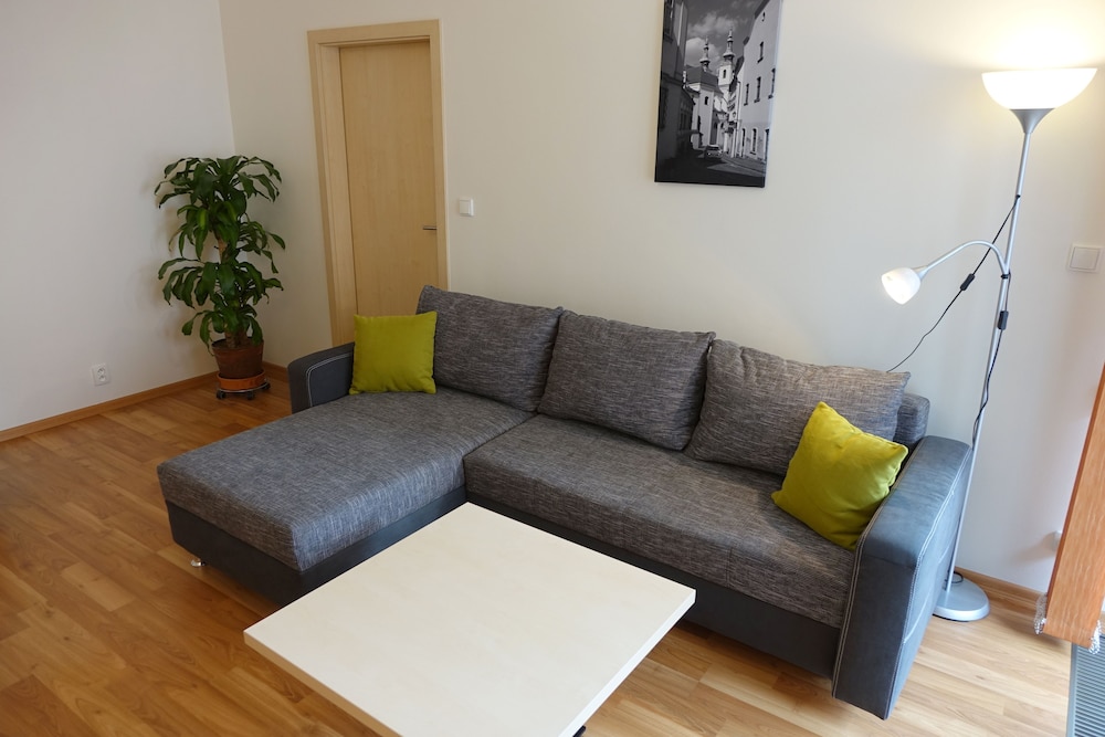 EEL Brno apartments