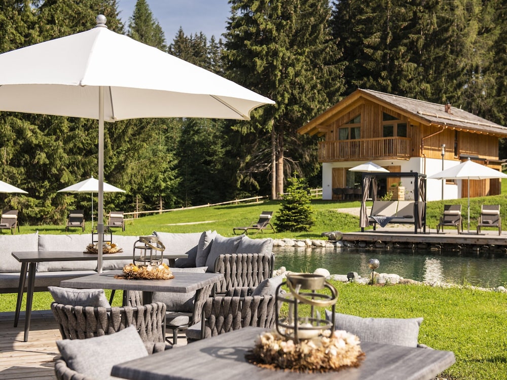 Cosy Chalet in Wolting in a Charming Area