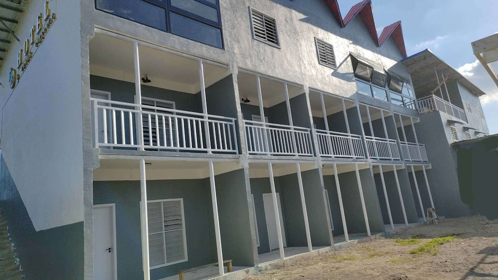 Port Vila airport hotel