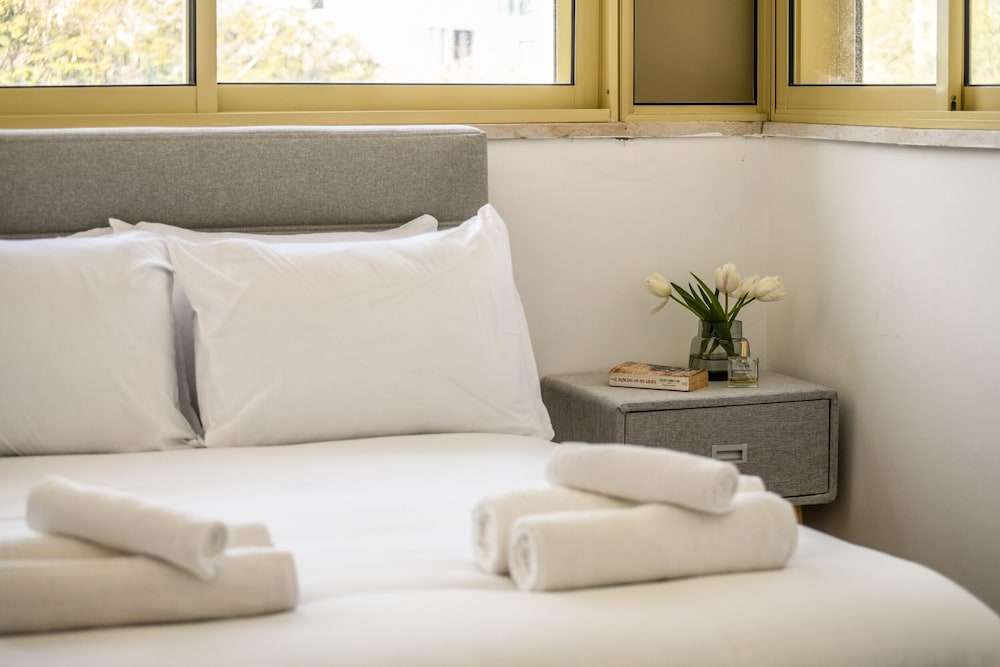Beachside Charm on Ben Yehuda 2BR Apt view 2