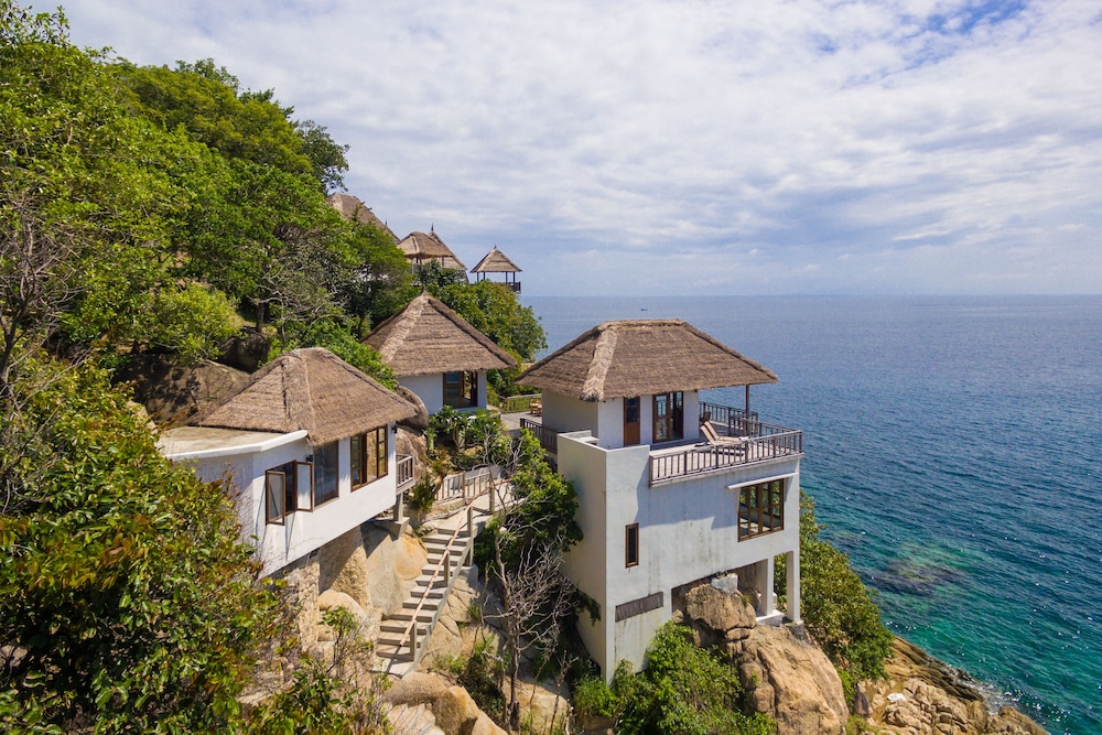 Cape Shark Pool Villas