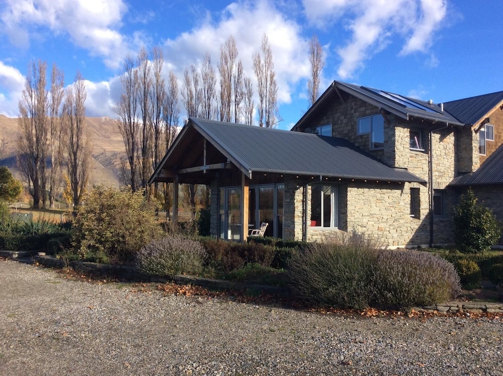 Golf Course Road Chalets — photo 26