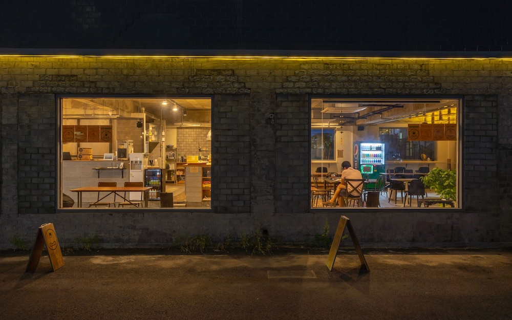 Mireuk Mireuk Hostel
