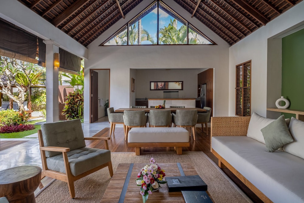 Saba Villa