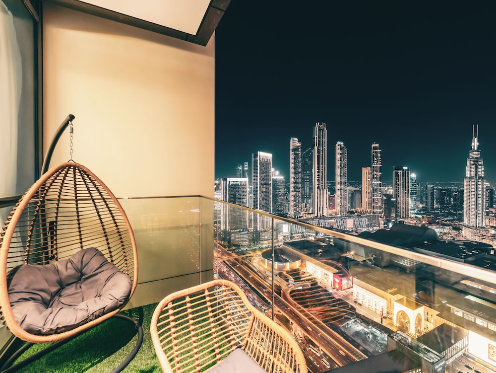 High Floor Burj Views over Dubai Mall