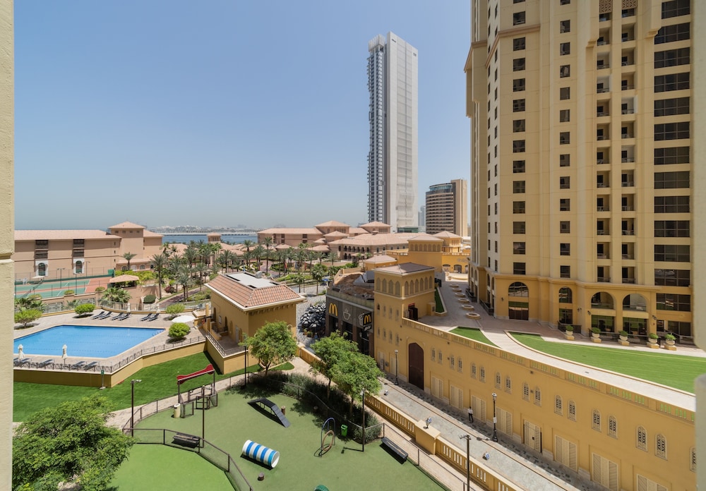 EDEN'S Homes & Villas - Seashell JBR