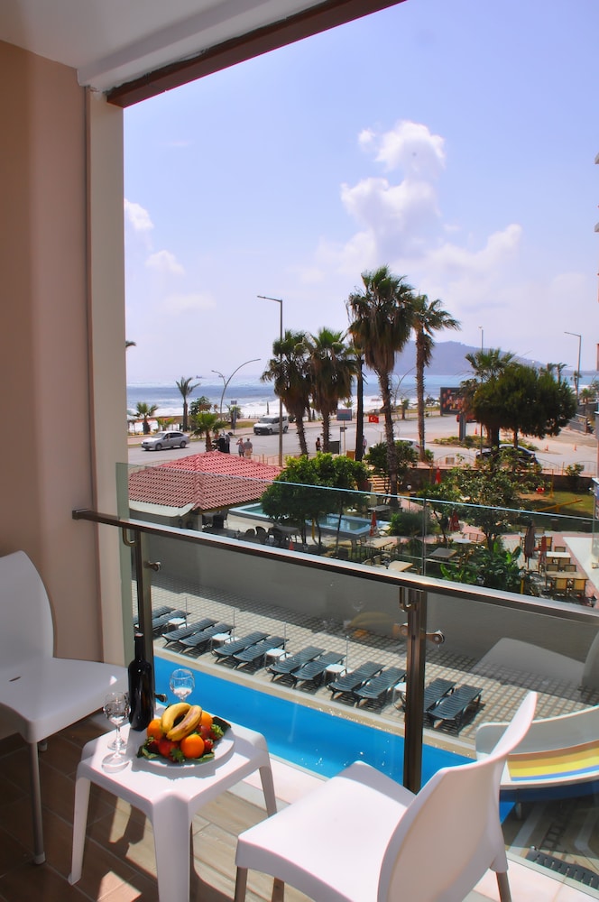 Grand Bayar Beach Hotel - All Inclusive