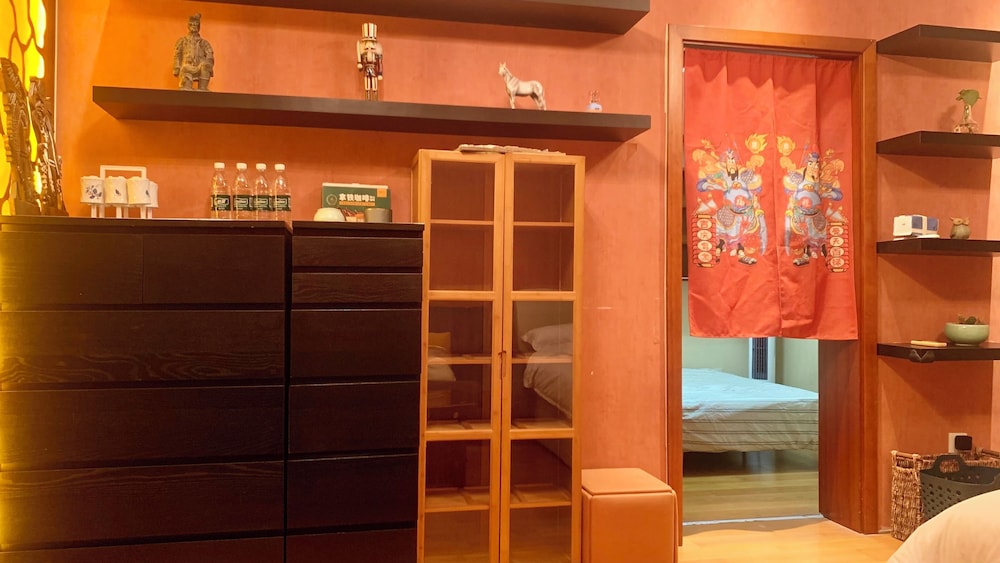 Beijing Furnished Apt with Queen bed