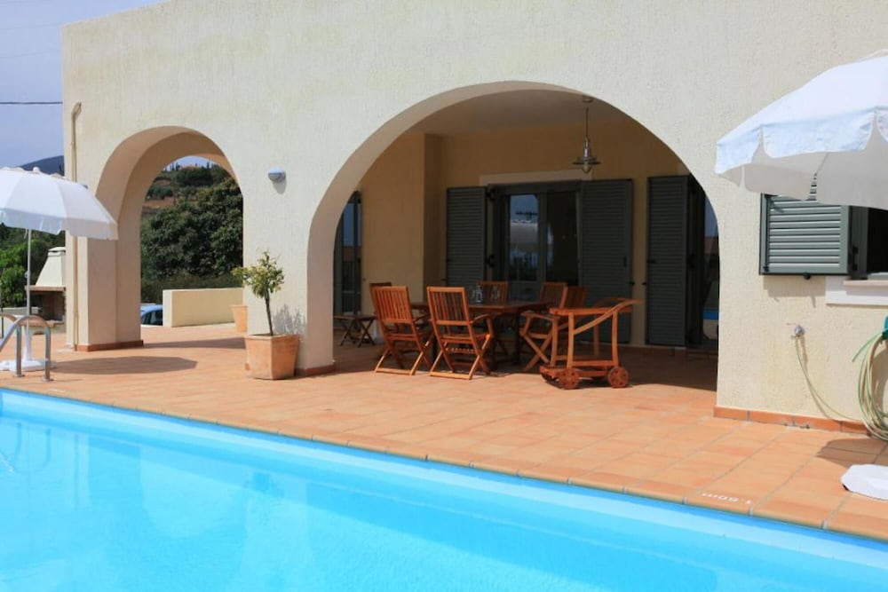 Villa Katerina Large Private Pool Walk to Beach Sea Views A C Wifi Car Not Required - 1021 view 5