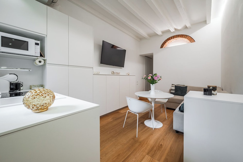 VivimiHome - Navigli App con Garage