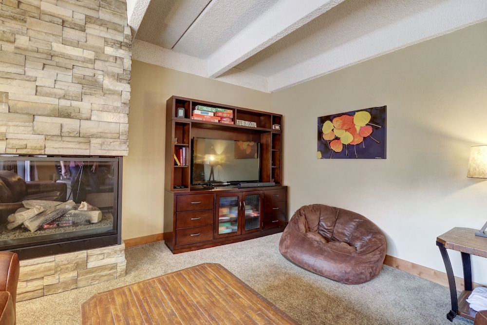 SkyRun - Copper Mountain Resort Vacation Condos