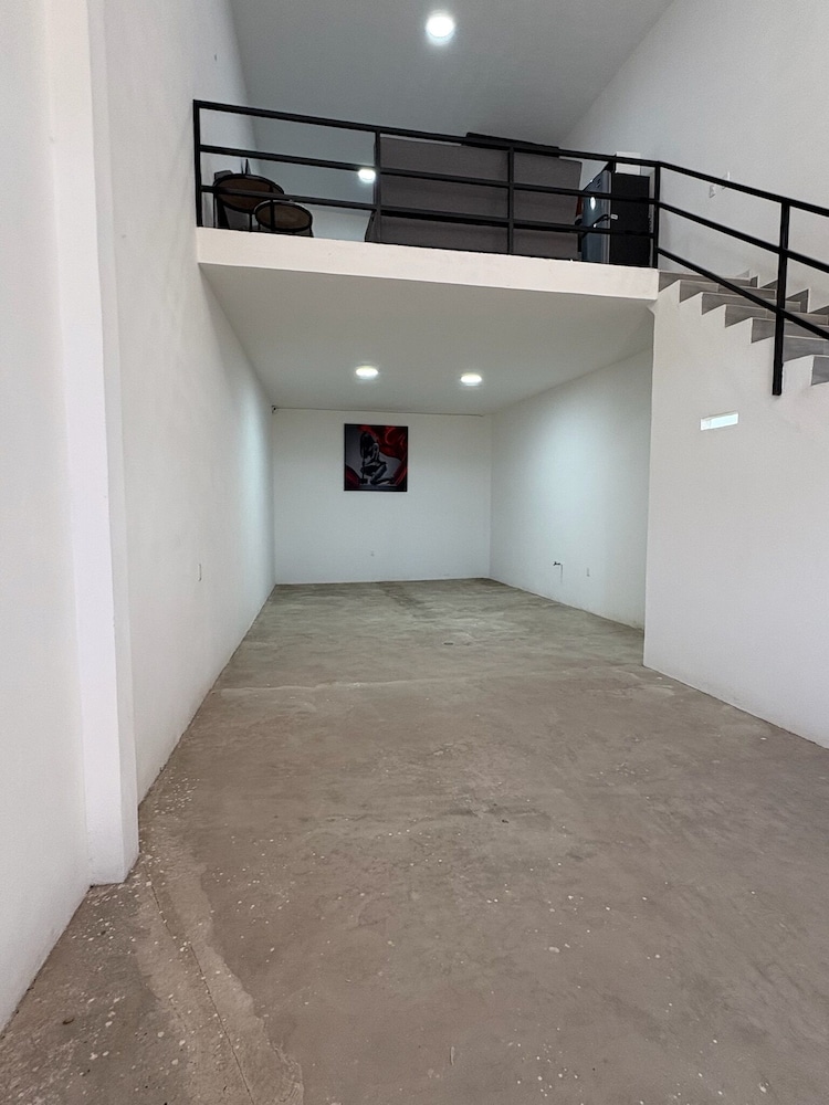 Periférico Bodega con Departamento C