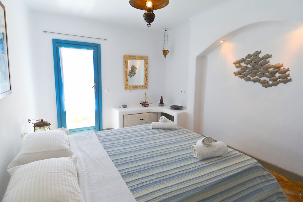 Sea View Villa Near Kalo Livadi photo 3