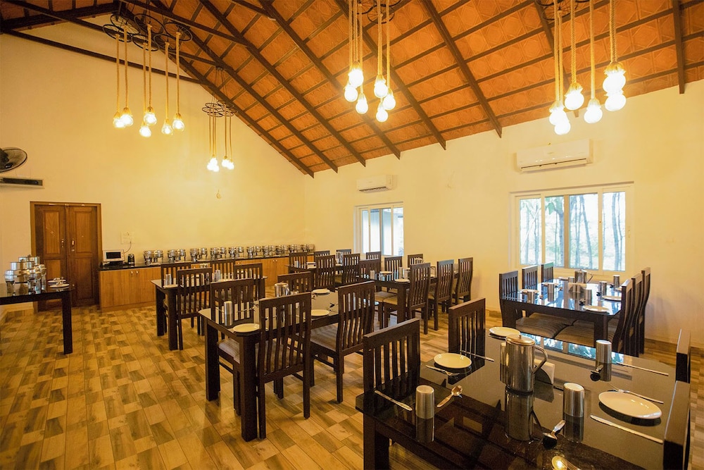 Aara Jungle Resortes Pvt Ltd