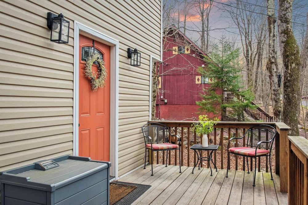 Arrowhead Lake Access, Pool, Fire Pit Near Ski Resorts Oswayo by Avantstay