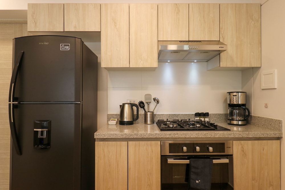 w Exceptional 2BR w Balcony in Miraflores