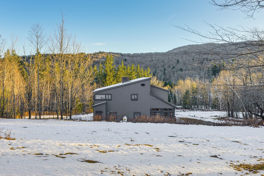 Near Skiing & Hiking: Quiet Home in West Wardsboro