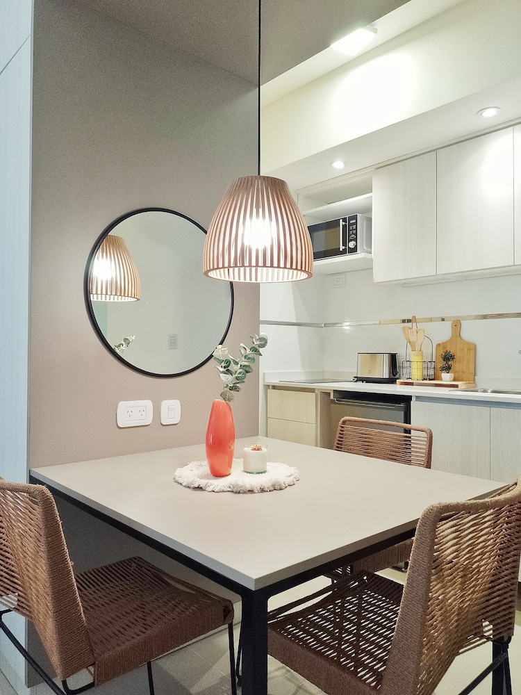 Ayres Suites Moreno