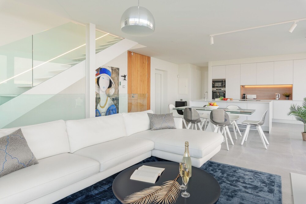 Villa Superior 1 - Casangular by Upper